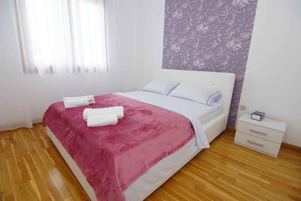 Luxury Trend Apartment