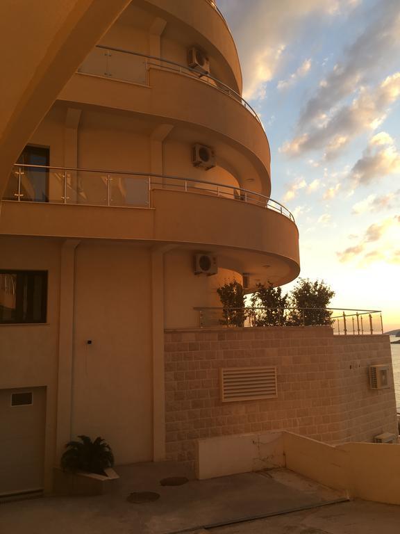 Luxury Trend Apartment *