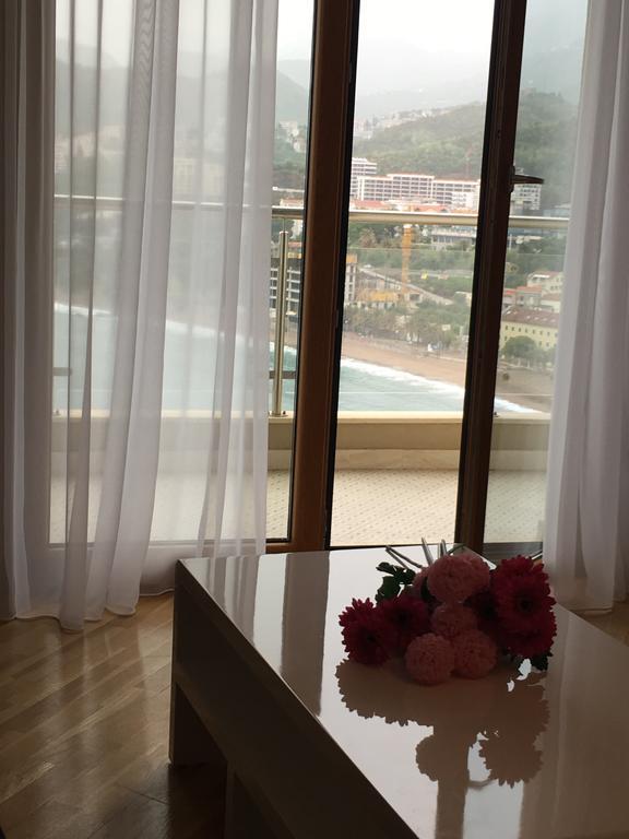 Apartment Luxury Trend *